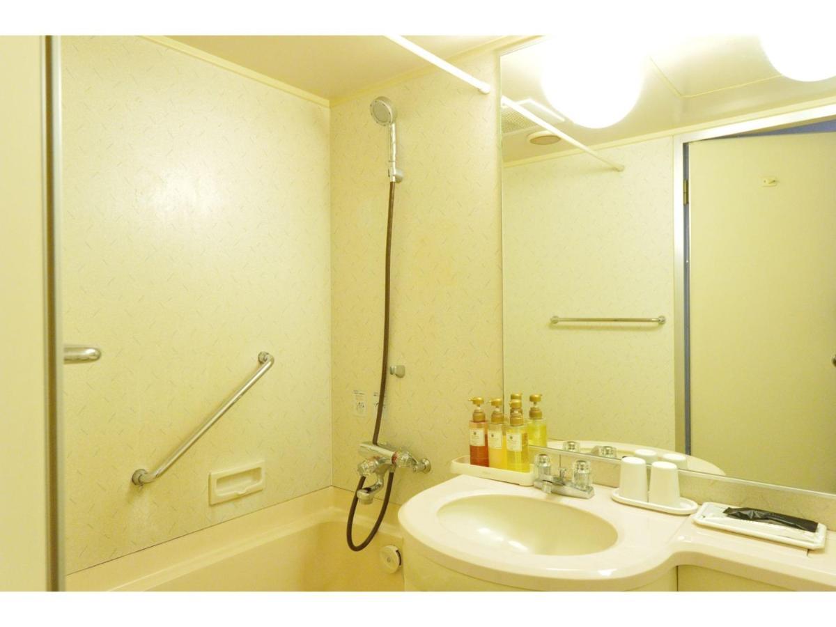 Court Hotel Fukuoka Tenjin - Vacation Stay 42334V Ngoại thất bức ảnh